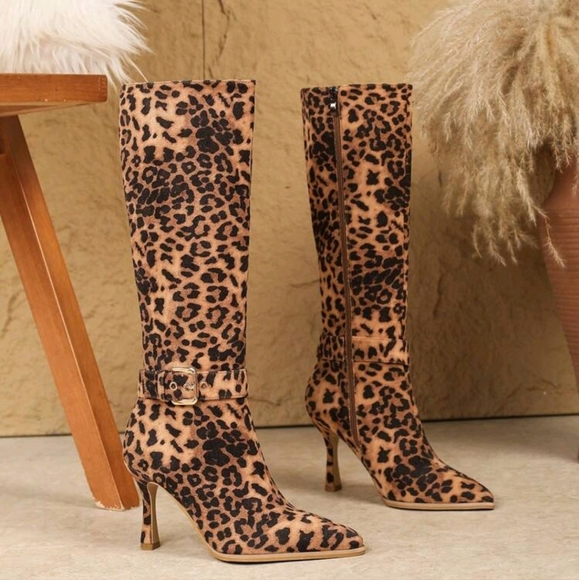 Women's French Pointed Toe High Heel Over-The-Knee Riding Boots With Buckle - Picture 5 of 6